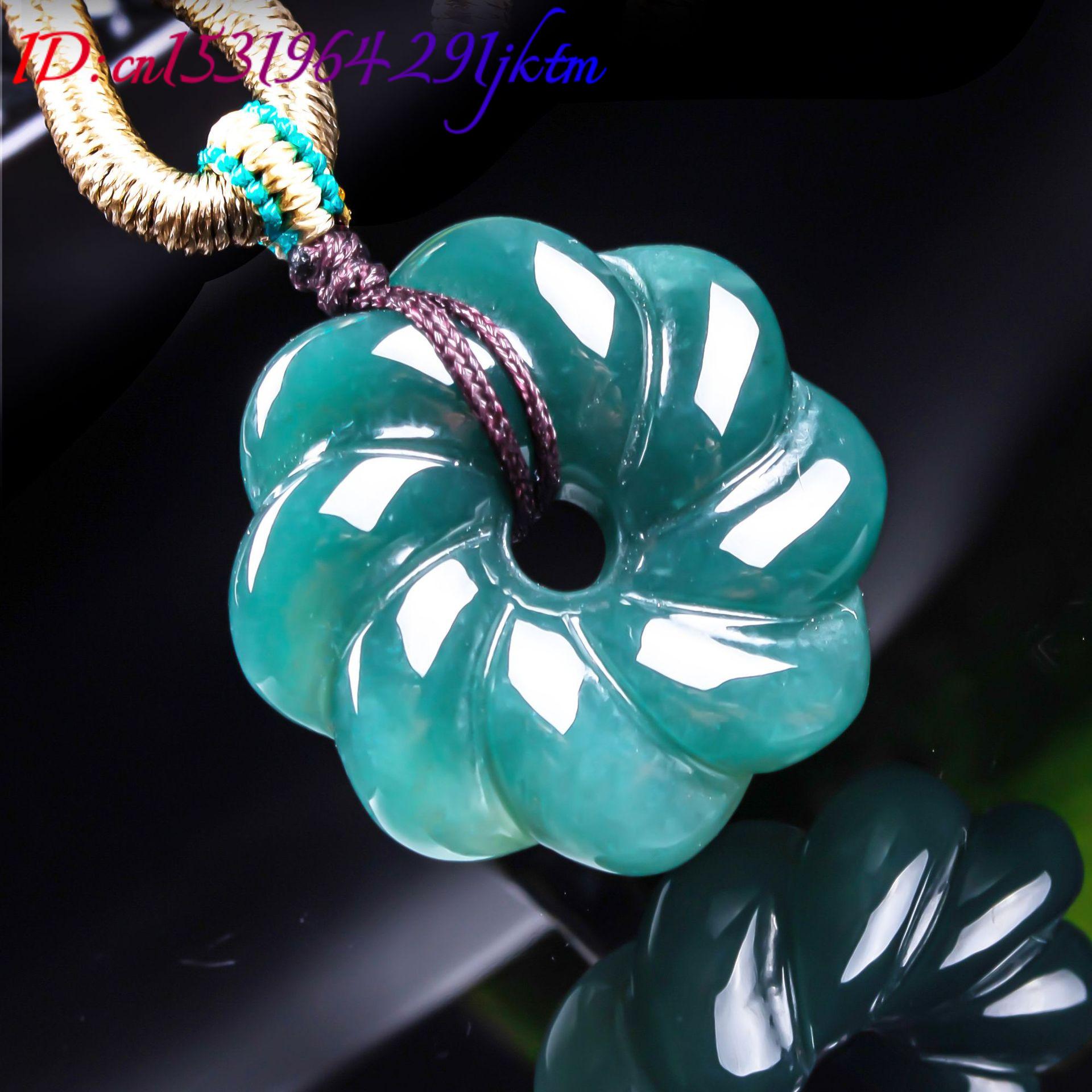 Colar com Pingente de Flor de  - Jewelry & Watches Ltd avaliação e preço